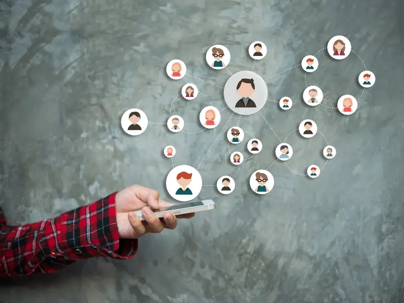 Avatar chat room interface for virtual conversations